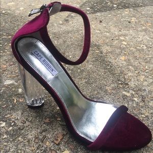 Cape Robbin heels